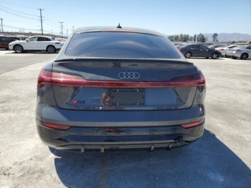 Audi Q8 2024 Audi Q8 e-tron Sportback Premium 2024 Elektryczny 402KM, zdjęcie 2