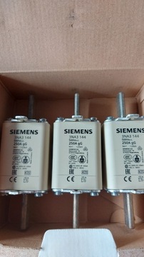 Wkładka bezpiecznikowa NH1 250A gG 500VAC 3NA3144 Siemens