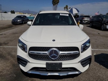 Mercedes GLB 2021 Mercedes-Benz GLB 250, 2021r., 2.0L 2.0 Benzyna 221KM, zdjęcie 4