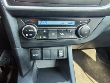 Toyota Auris II Hatchback 5d Dual VVT-i 100 99KM 2013 Toyota Auris Bezwypadkowa, tylko 17000 km, zdjęcie 14