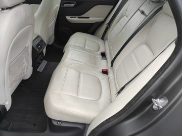 Jaguar F-Pace SUV 3.0 TDV6 300KM 2016 JAGUAR F-pace 3.0 AVD, zdjęcie 15