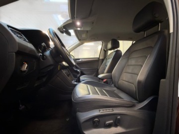 Volkswagen Tiguan II SUV Facelifting 2.0 TDI 150KM 2022 Volkswagen Tiguan Life 2.0 TDI 150KM M-6G. Bezwypa, zdjęcie 19