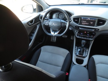 Hyundai IONIQ Hatchback 1.6 GDi 141KM 2016 Hyundai Ioniq Hybrid, Salon Polska, Serwis ASO, zdjęcie 6