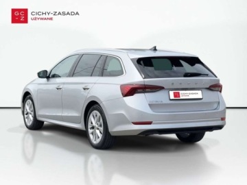 Skoda Octavia IV Kombi 2.0 TDI 150KM 2022 Skoda Octavia Style 2.0 TDI 150KM DSG ACC Columbus Keyless Side Assist, zdjęcie 2