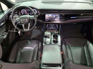 Audi Q7 II 2022 Audi Q7 2022, 2.0L, 4x4, PREMIUM PLUS, porysowany lakier 2.0 Benzyna 248KM, zdjęcie 6