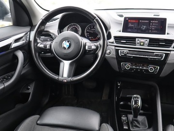 BMW X1 U11 Crossover 1.5 18i 136KM 2022 BMW X1 sDrive18i, Salon Polska, Serwis ASO, zdjęcie 6