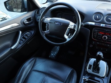 Ford S-Max I Van 2.0 TDCi 140KM 2010 Ford S-Max 2.0 TDCi, Automat, 7 miejsc, Xenon, zdjęcie 6