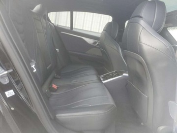 BMW 2021 BMW M8 50XI 2021 4.4l 4.4 Benzyna 523KM, zdjęcie 10