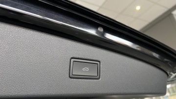 Volkswagen Tiguan II SUV Facelifting 2.0 TDI 150KM 2022 Volkswagen Tiguan Kamera Nawigacja Full LED Elektryczna klapa MOZLIWA ZAMI, zdjęcie 25