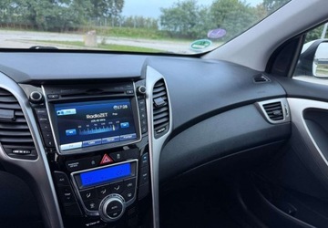 Hyundai i30 II Hatchback 3d 1.6 GDI 135KM 2013 Hyundai i30 Hyundai i30 blue 1.6 GDI YES Gold 1.6 Benzyna 135KM, zdjęcie 26