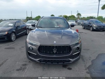 Maserati Levante 2022 Maserati Levante 2022 gt 3.0l 3.0 Benzyna 345KM, zdjęcie 8