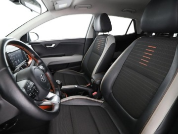 Kia Stonic I Crossover 1.0 T-GDI 120KM 2017 Kia Stonic Niski przebieg Historia serwisowa Navi, zdjęcie 12