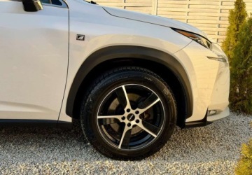 Lexus NX I SUV 300h 197KM 2016 Lexus NX Lexus NX 300h F Sport AWD 2.5 Hybryda 197KM, zdjęcie 31