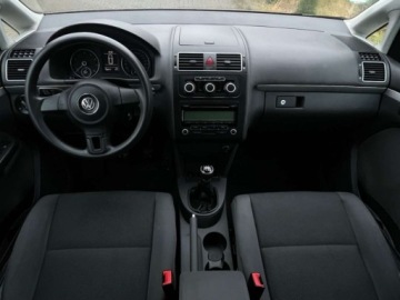 Volkswagen Touran II 1.2 105KM 2011 Volkswagen Touran 1,2 TSI 105 koni Oplacony Po obsludze serwisowej Zapr, zdjęcie 14