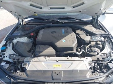 BMW Seria 3 G20-G21 2021 BMW Seria 3 330E 2021 2.0l 2.0 Hybryda 180KM, zdjęcie 8