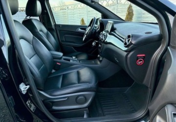 Mercedes Klasa B W246 Sports Tourer 180 CDI BlueEFFICIENCY 109KM 2012 Mercedes-Benz Klasa B Mercedes-Benz Klasa B 180 CDI (BlueEFFICIENCY) 7G-DCT, zdjęcie 4