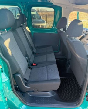 Volkswagen Caddy IV Kombi Maxi 2.0 TDI SCR BlueMotion Technology 102KM 2018 Volkswagen Caddy Maxi 2.0 TDI Trendline 2.0 Diesel 102KM, zdjęcie 11