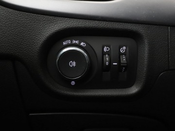 Opel Astra K Hatchback 5d 1.4 Turbo 125KM 2019 Opel Astra Navi, PDC, Bluetooth, zdjęcie 30