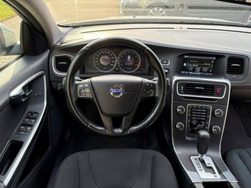 Volvo V60 I Kombi 1.6 T4 180KM 2011 Volvo V60 T4 180 KM Automat Podgrzewane fotele, zdjęcie 15
