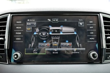 Skoda Karoq Crossover Facelifting 1.5 TSI ACT 150KM 2023 Škoda Karoq Skoda Karoq Bezwypadkowy / Salon, zdjęcie 22