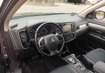 Mitsubishi Outlander III 2014 Mitsubishi Outlander Zarejestrowany - ubezpieczony - automat - 2,0 - 121 KM, zdjęcie 19