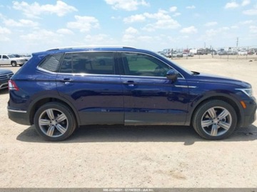 Volkswagen Tiguan II 2022 Volkswagen Tiguan 2.0T SE 2022 2.0 Benzyna 184KM, zdjęcie 6