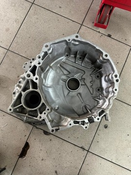 КОРПУС  ПЕРЕДНЯЯ КОРОБКА АВТОМАТИЧЕСКОЙ AWF8G45 BMW 