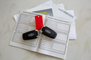 Ford Tourneo Custom II  L1 2.5 Plug-in Hybrid  232KM 2025 Ford Tourneo Custom SPORT 8-osób L1H1 2.5 PHEV, zdjęcie 23