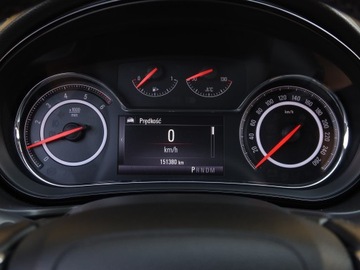 Opel Insignia I Hatchback Facelifting 1.6 CDTI Ecotec 136KM 2015 Opel Insignia 1.6 CDTI, Automat, Navi, Klima, zdjęcie 10