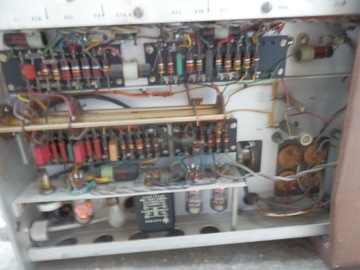 GENERATOR SYGNAŁOWY VHF HP 608D VINTAGE