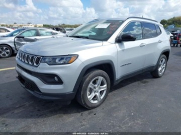 Jeep Compass II 2024 Jeep Compass Latitude 2024 2.0 Benzyna 200KM, zdjęcie 1