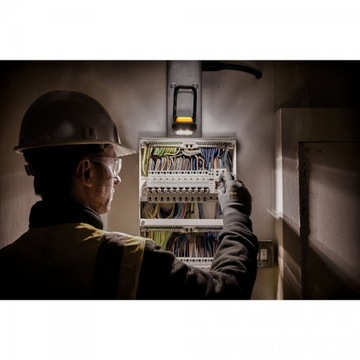 Светодиодная лампа DeWALT DCL182 USB-C 1000 Лм IP54
