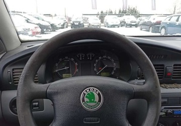 Skoda Octavia I Hatchback 1.4 MPI 75KM 2003 Skoda Octavia Skoda Octavia 1.4 Nature 1.4 Benzyna 75KM, zdjęcie 6