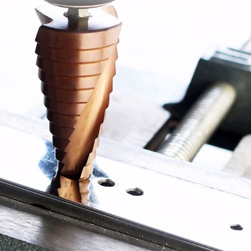 НАБОР СТУПЕНОЧНЫХ КОНИЧЕСКИХ СВЕРЛ 4-32ММ СВЕРЛА HSS ПО МЕТАЛЛУ 3 ШТ.