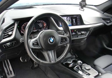 BMW Seria 1 F40 Hatchback 2.0 120i 178KM 2021 BMW Seria 1 BMW Seria 1 120i M Sport 2.0 Benzyna 178KM, zdjęcie 13