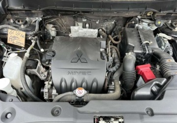 Mitsubishi ASX I SUV Facelifting 2016 1.6 117KM 2018 Mitsubishi ASX 1.6 117KM Kamera CLIMATRONIC Bezwypadkowy Serwis Dla wymaga, zdjęcie 9