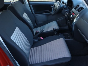 Suzuki SX4 I Hatchback Facelifting 1.6 VVT 120KM 2013 Suzuki SX4 1.6 VVT, Salon Polska, 4X4, Klima, zdjęcie 8