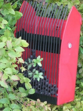 Сборщик черники, черники, смородины, гребенка