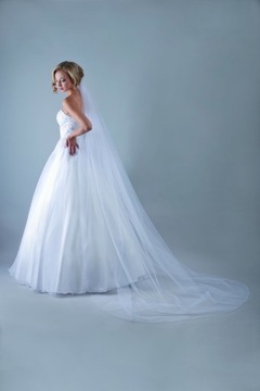 Welon ślubny W-616 Ivory tren miękki tiul soft