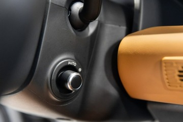 Land Rover Defender IV (L663) 90 3.0 i6P 400KM 2022 Land Rover Defender 110 3.0 P400 X-Dynamic HSE., zdjęcie 31