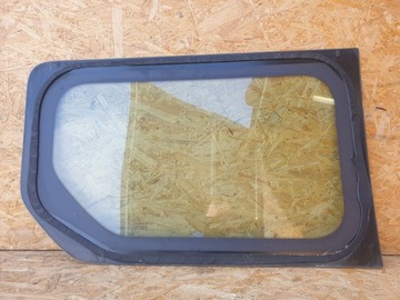 ОКНО КУЗОВА RENAULT TRAFIC III VIVARO СЛЕВА