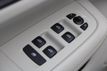 Volvo V60 II  2021 Volvo V60 Cross Country Momentum Pro, zdjęcie 7