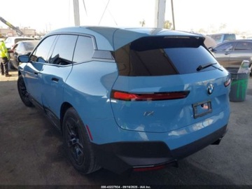 BMW iX 2023 BMW iX xDrive50 2023 Elektryczny 516KM, zdjęcie 3