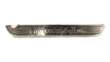 MERCEDES GLC wewnetrzna nakladka progowa chrom