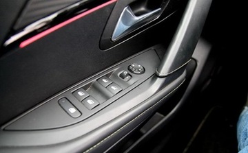 Peugeot 208 II Hatchback 1.2 PureTech 130KM 2022 Peugeot 208 1.2 PureTech GT Pack EAT8 130KM 2022 SalonPL Gwarancja od R, zdjęcie 25