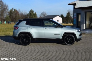 Jeep Compass II SUV Facelifting 1.5 MHEV T4 130KM 2022 Jeep Compass 1.5 GSE T4 e-Hybrid Limited Alpine Full LED Kamery 360 ACC Cz, zdjęcie 8