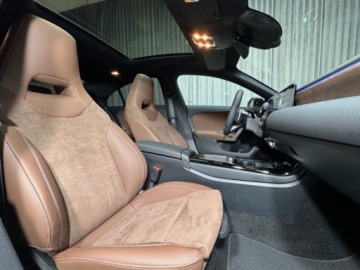 Mercedes CLA C118/X118 Coupe Facelifting 1.3 200 163KM 2025 MERCEDES-BENZ CLA 200 AMG Line Sedan 1.3 (163KM) 2025, zdjęcie 3