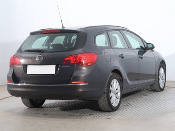 Opel Astra J Sports Tourer Facelifting 1.4 Turbo ECOTEC 140KM 2014 Opel Astra 1.4 T, Serwis ASO, Klima, Tempomat, zdjęcie 4