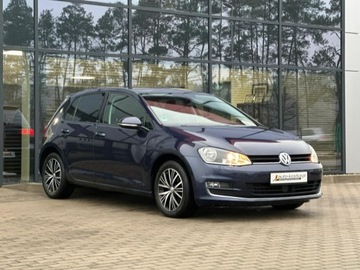 Volkswagen Golf VII Hatchback 3d 1.4 TSI BlueMotion Technology 125KM 2016 Volkswagen Golf Łopatki Grzane fotele Czujniki, zdjęcie 4