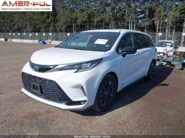 Toyota Sienna III 2021 Toyota Sienna 2021 Toyota Sienna XSE FWD 7-Passenger 2.5 Benzyna 189KM